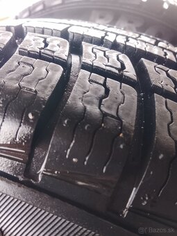 Predám zimné pneu 195/55r15. 8/9mm - 2