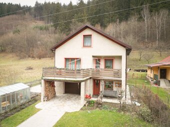 Exkluzívne na predaj priestranný 5-izbový rodinný dom, Veľké - 2