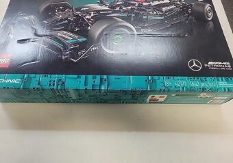 Nové LEGO Technics 42171 Mercedes-AMG F1 W14 E Performance. - 2