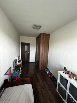 -NAJLACNEJŠÍ- 3i BYT PO REKONŠTRUKCII, BALKÓN, BREZNO MPČĽ - 2