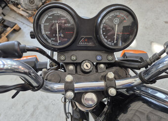 Motocykel YAMAHA YBR 125 - 2