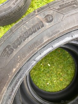 225/45 R17 - 2