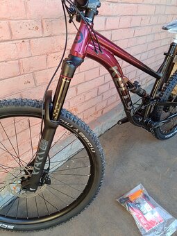 Nový celodpružený bicykel KELLYS Swag 30, 29"/27,5" "L" - 2