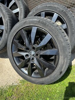 Predám hlinikové disky Skoda Crystal 17" 4x čierne - 2