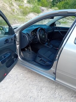 Ṣ̌koda Octavia 2 facelift 1.9 TDI 77kw - 2