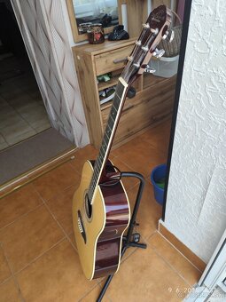 Predám gitaru - 2
