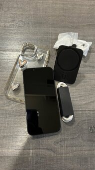 Apple iPhone 13 128GB - 2
