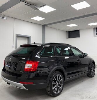 Skoda Octavia Scout 2.0TDI 4x4 Virtual/Kamera/Panorama - 2