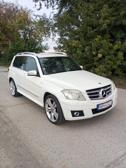 Mercedes Benz GLK - 2