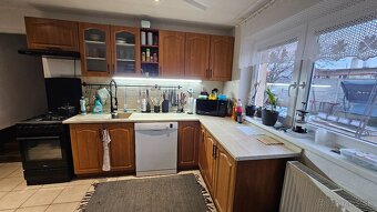 PREDAJ - rodinný dom ŠOPORŇA - 2