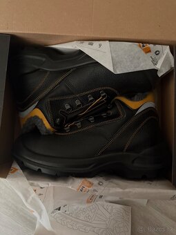 Zimna pracovna obuv - 2