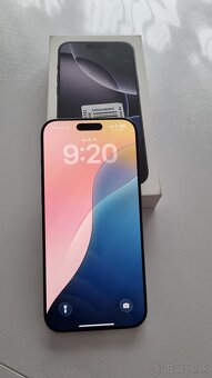 iPhone 16 Pro Max 256GB čierny titán + darček. - 2