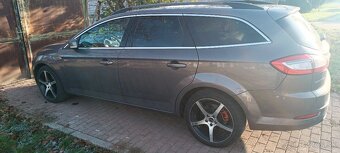 Ford Mondeo mk4   titatium 2.L TDci - 2