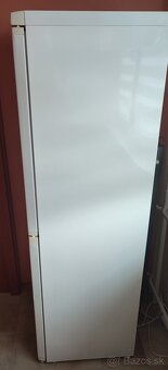 Kombinovaná chladnička s mrazničkou Calex. - 2