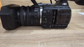 Panasonic HC X1000 - 2