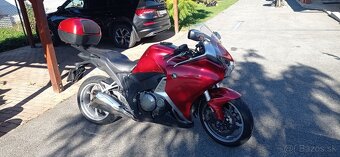 Honda VFR 1200f - 2