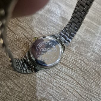 Predám hodinly Giovani - 2