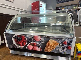 Predám zmrzlinovú vitrínu Orion - 2