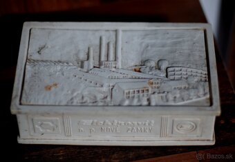 škatuľa 50 let - 2