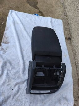 Skoda octavia 2 laktova opierka - 2