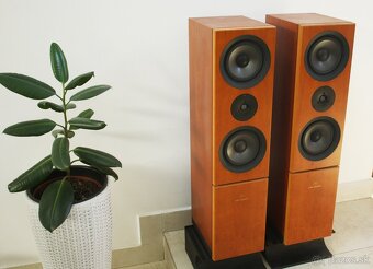 predám repro LINN KEILIDH   /// v- 825 cm /// - 2