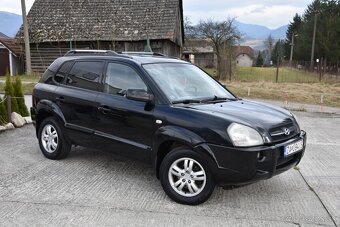 Hyundai Tucson - 2