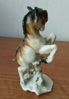 Porcelánová soška - CARL ENS - 2