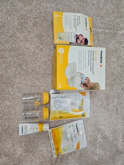 Medela elektrická odsavacka hands free - 2