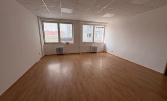Kancelárske priestory - 42 m2 v centre mesta - 2