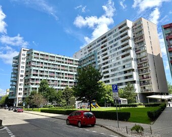 Na prenájom 1 izbový byt, 47 m2, Bratislava, Tomášikova ul. - 2
