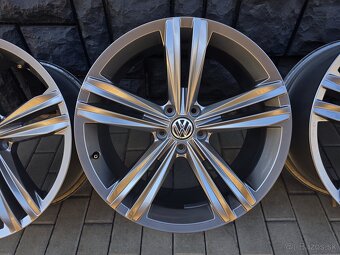 5x112 R19 VW Sebring Tiguan Rline - 2