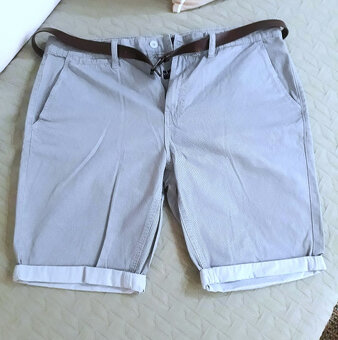 Predám pánske kraťase zn. Volcano, veľkosť 2XL - 2