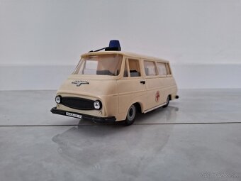 Predám skoda 1203 kdn sanitka - 2