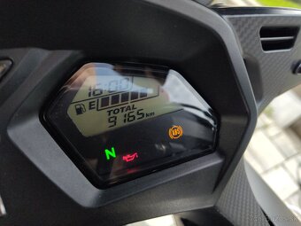 Honda CBR650FA - 2