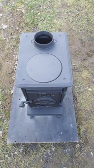 Liatinové kachle Jotul F 600 N čierný lak - 2