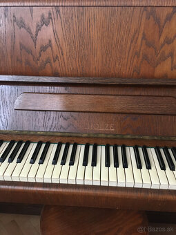 Klavír Scholze - 2