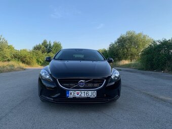 Predám volvo V40 Automat - 2