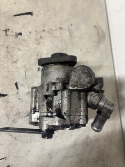 Servo čerpadlo 2,5tdi - 2