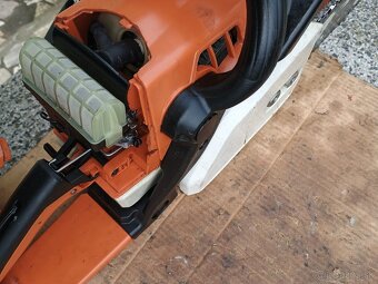 Stihl MS250 - 2