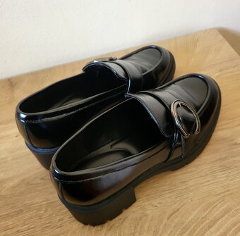 Damske topanky/mokasiny - 2