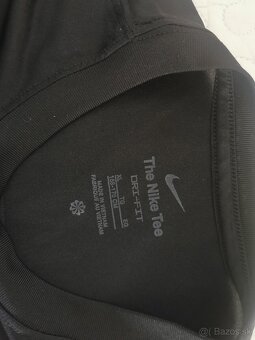 Krásne originál Nike tričko čierne - 2