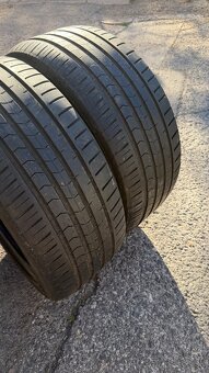 2x letné 235/45 r17 - 2