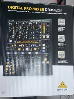 Behringer DDM4000 DJ Mix - 2