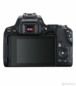 Canon EOS 250D čierny - 2