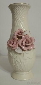 Porcelánová vázička s ružičkami, krémová - 2