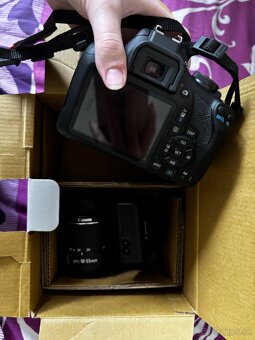 Canon EOS 2000D + EF-S 18-55 mm f/3,5-5,6 DC III Value Up Ki - 2