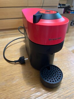 Predám kavovar Nespresso Vertuo - 2