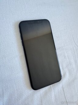 iPhone XR 128GB (Black) - 2