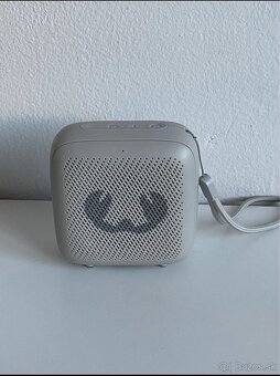 Bluetooth reproduktor čítaj popis - 2