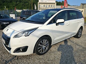 Peugeot 5008 2.0 HDi Allure 7.miest - 2